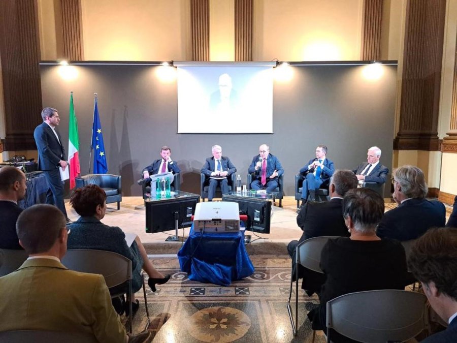 26/10/2023, Meeting delle Professioni, On. Walter Rizzetto Presidente Commissione Lavoro Camera dei Deputati, On. Alberto Bagnai